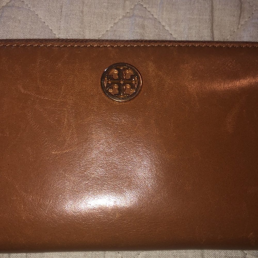 Tory Burch wallet - Picture 2 of 4